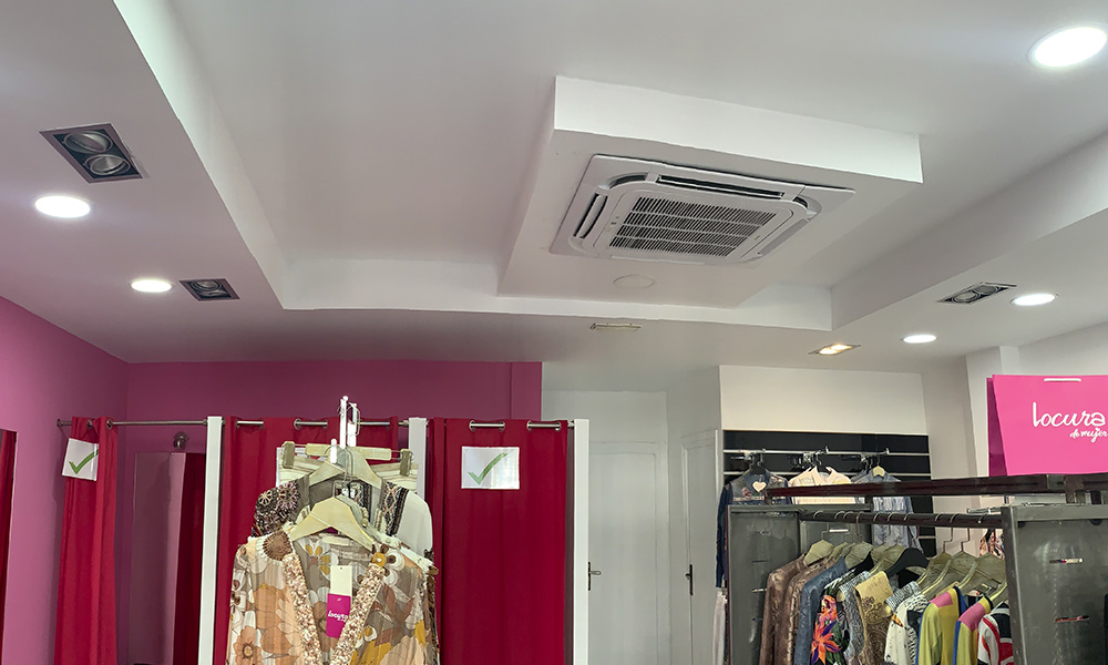 Analítico Factura Calamidad Instalación de aire acondicionado unidad casette en tienda de Benidorm |  Benimestic