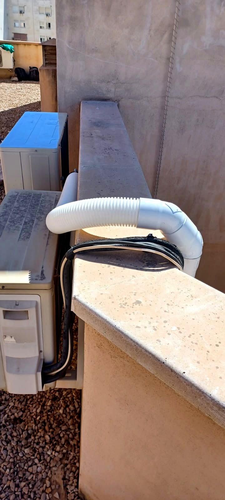 Instalación Daikin ADEAS100: fotografía 2