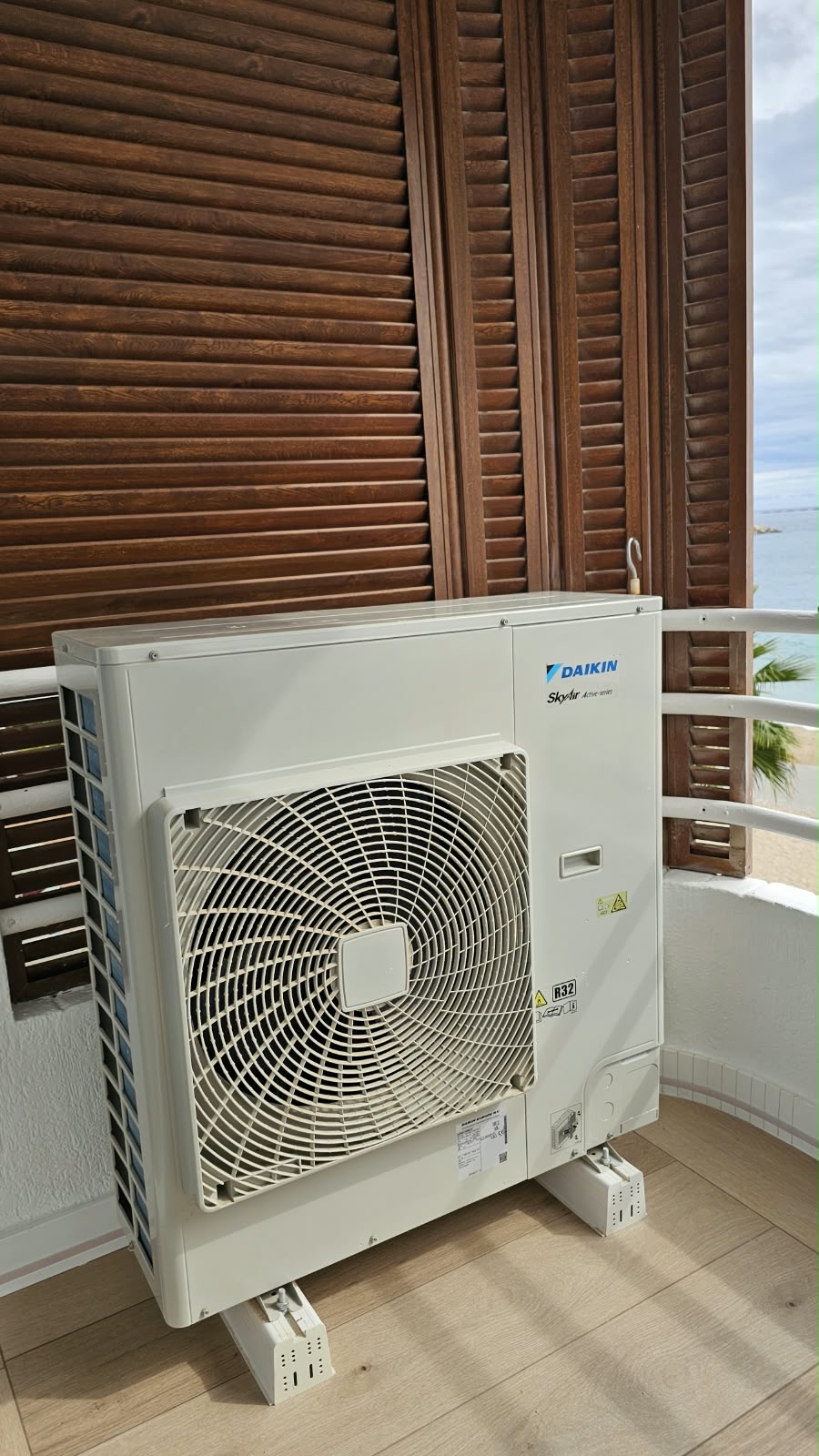 Unidad exterior Daikin Sky Air en Villajoyosa Alicante